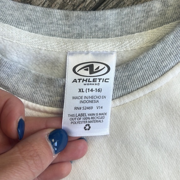 Athletics work Disney sweatshirt - Picture 8 of 11